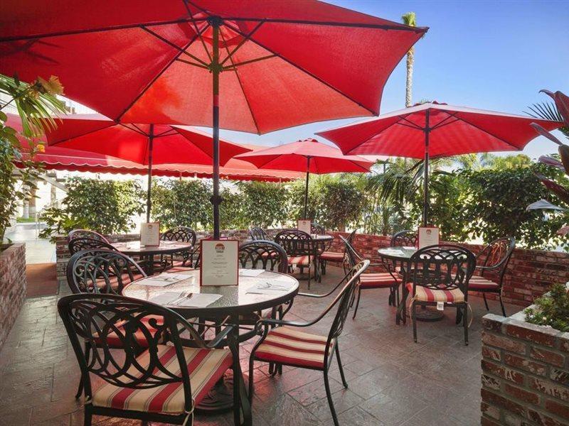 Ramada By Wyndham Costa Mesa/Newport Beach Eksteriør bilde